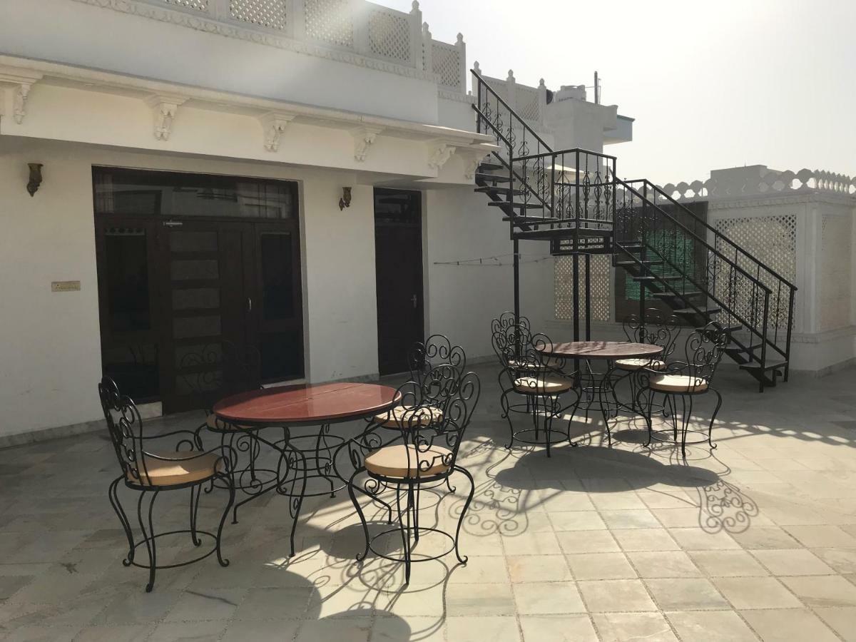 Royal Heritage Villa Udaipur Exterior foto